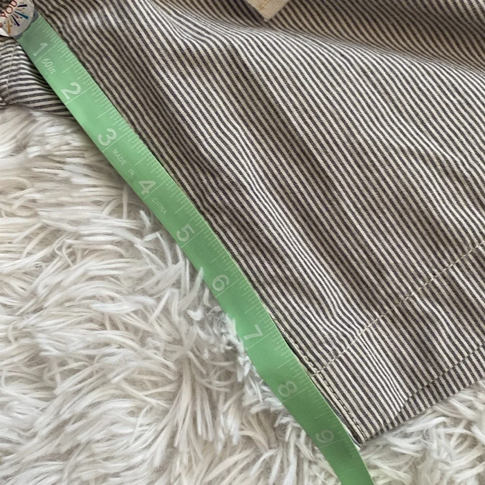 Eddie Bauer cream and black striped cotton Bermuda shorts
